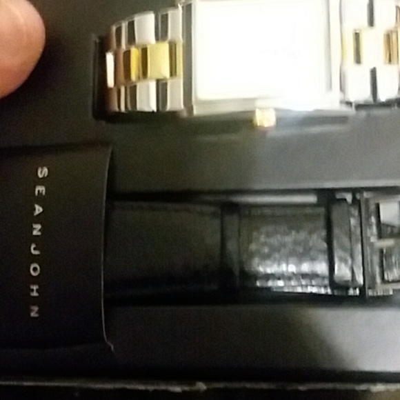 Watch - Picture 3 of 4